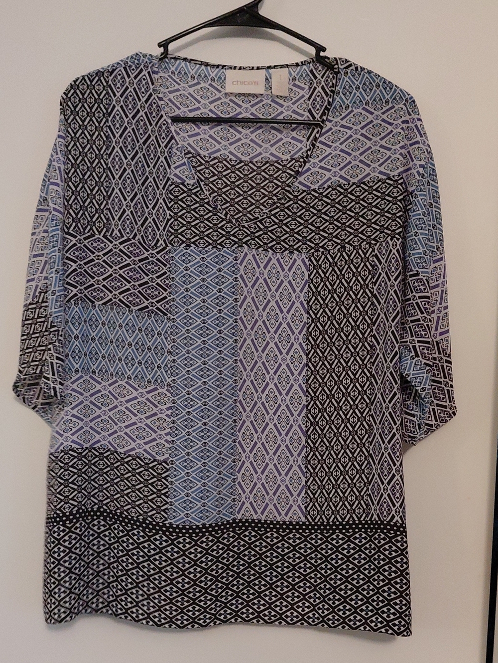 Chico's Blue Patterned Geometric Women's Top. Size 1. Medium